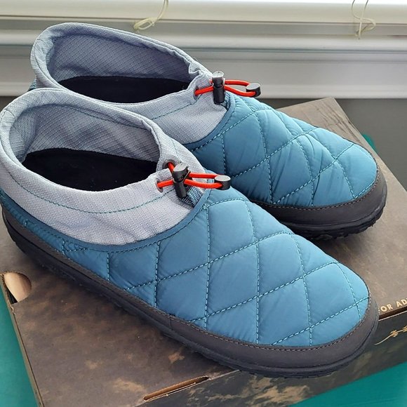 Chaco Shoes - Chaco Ramble Puff Cinch Indoor/Outdoor Slipper - Glacier Blue - 8.5